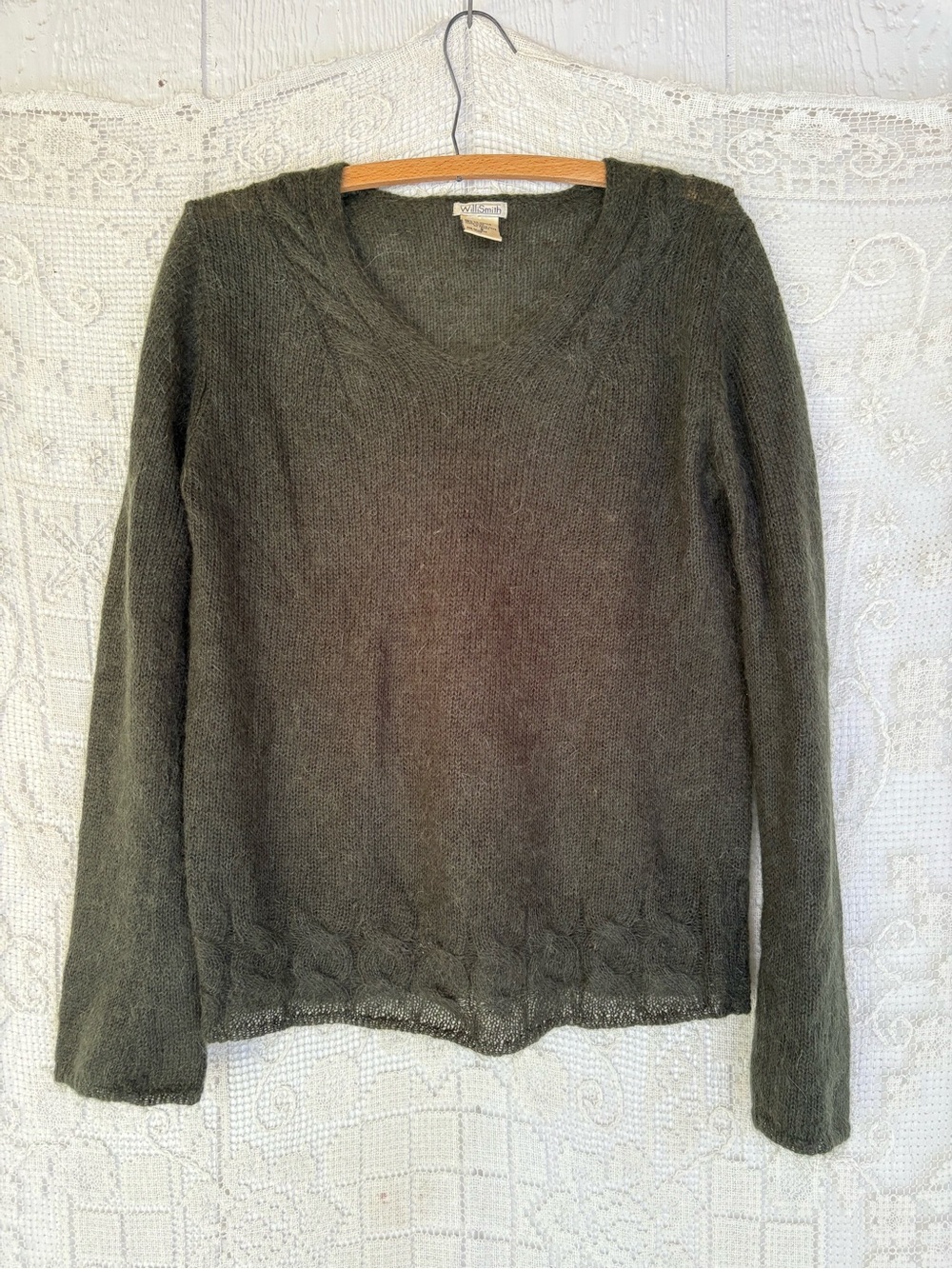 Vintage 65 %Mohair 35% Nylon Olive Green V-Neck Knit Sweater